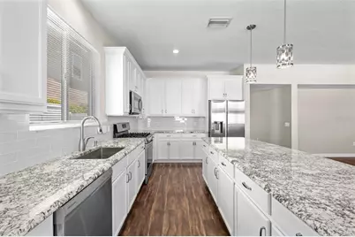5713 Hawkpark Boulevard, Lithia, FL 33547 - Photo 19