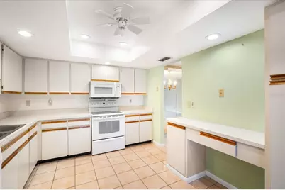 8704 40th Lane N, Pinellas Park, FL 33782 - Photo 9