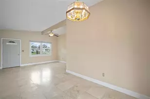 4712 Bessie Rd, Tampa, FL 33615 - Photo 11