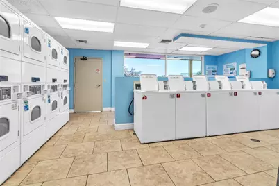 [Address not provided], Tampa, FL 33607 - Photo 37