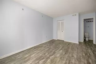 2687 Pine Ridge Way S, Palm Harbor, FL 34684 - Photo 31