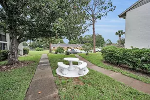 2687 Pine Ridge Way S, Palm Harbor, FL 34684 - Photo 35