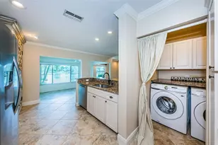 4916 Milano Ct NE, Saint Petersburg, FL 33703 - Photo 35