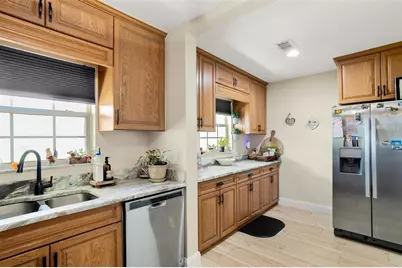 8915 59th Way N, Pinellas Park, FL 33782 - Photo 9