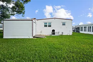 34542 Sweetpea Ln, Zephyrhills, FL 33541 - Photo 23