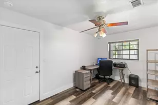 4707 W Price Ave, Tampa, FL 33611 - Photo 15