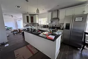 5301 Royal Oak Dr, Tampa, FL 33610 - Photo 11