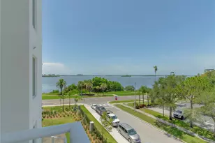 1020 Sunset Point Rd, Clearwater, FL 33755 - Photo 31