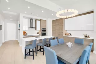 301 1st St S, Saint Petersburg, FL 33701 - Photo 5