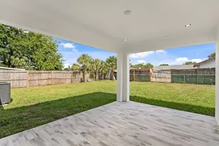 8405 Woodlake Dr, Tampa, FL 33615 - Photo 27