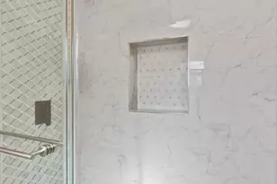 2952 Webley Dr, Largo, FL 33771 - Photo 9