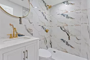 2952 Webley Dr, Largo, FL 33771 - Photo 11