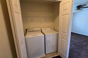 6262 Maisie Rd, Zephyrhills, FL 33542 - Photo 15