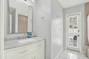 15830 Glenarn Dr, Tampa, FL 33618 - Photo 21