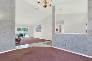 15830 Glenarn Dr, Tampa, FL 33618 - Photo 17