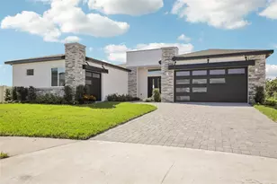 8610 Ocean Ky Pl, Parrish, FL 34219 - Photo 3