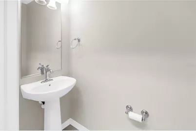 3740 82nd Avenue Circle E #104, Sarasota, FL 34243 - Photo 15