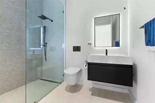 45 27th St S, Saint Petersburg, FL 33712 - Photo 41