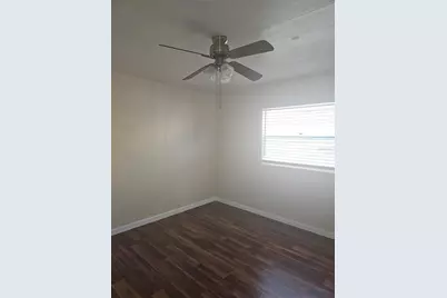 1145 54th Avenue N, Saint Petersburg, FL 33703 - Photo 13