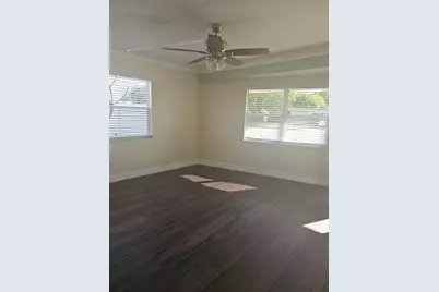 1145 54th Avenue N, Saint Petersburg, FL 33703 - Photo 5