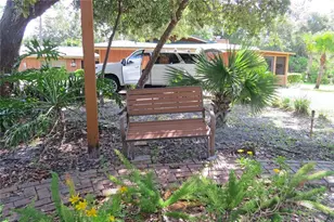 454 Cottage Cir, River Ranch, FL 33867 - Photo 25