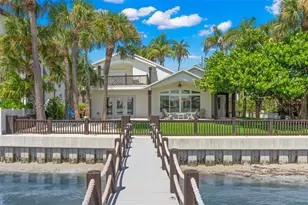 819 Bay Esplanade, Clearwater Beach, FL 33767 - Photo 37