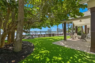 819 Bay Esplanade, Clearwater Beach, FL 33767 - Photo 25