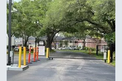 13697 Orange Sunset Drive #101, Tampa, FL 33618 - Photo 1