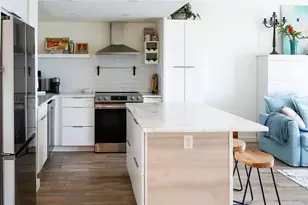 880 Mandalay Ave, Clearwater Beach, FL 33767 - Photo 11