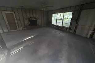 4979 Lakewood Dr, Dade City, FL 33523 - Photo 7