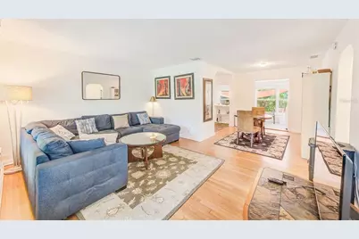 240-242 Mateo Way NE, Saint Petersburg, FL 33704 - Photo 11