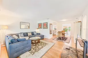 240-242 Mateo Way NE, Saint Petersburg, FL 33704 - Photo 11