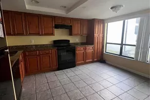 4725 Puritan Cir, Tampa, FL 33617 - Photo 15