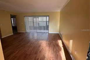 4725 Puritan Cir, Tampa, FL 33617 - Photo 5