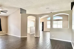 8632 Fawn Creek Dr, Tampa, FL 33626 - Photo 7