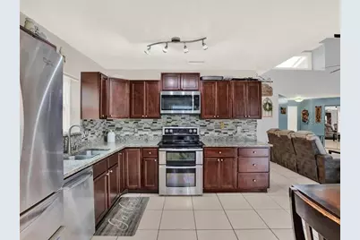 631 Stillview Circle, Brandon, FL 33510 - Photo 11