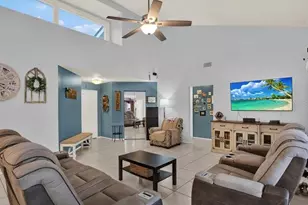 631 Stillview Cir, Brandon, FL 33510 - Photo 5