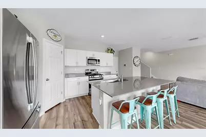 12914 Camarillo Place, Lithia, FL 33547 - Photo 7