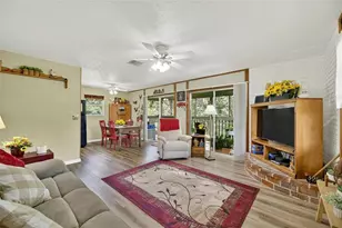 205 Wendel Ave, Lithia, FL 33547 - Photo 13