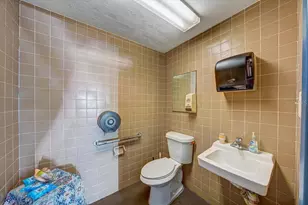 1010 Alt 19, Palm Harbor, FL 34683 - Photo 31