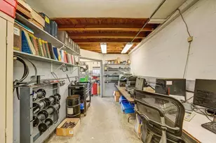 1010 Alt 19, Palm Harbor, FL 34683 - Photo 39