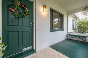 1358 Admiral Woodson Ln, Clearwater, FL 33755 - Photo 5