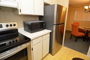 12760 Indian Rocks Rd, Largo, FL 33774 - Photo 11