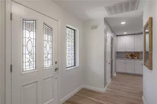 6142 Caroline Dr, Wesley Chapel, FL 33544 - Photo 5