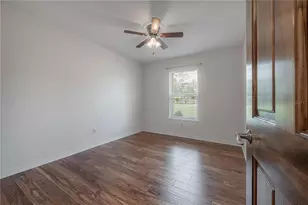 6142 Caroline Dr, Wesley Chapel, FL 33544 - Photo 23