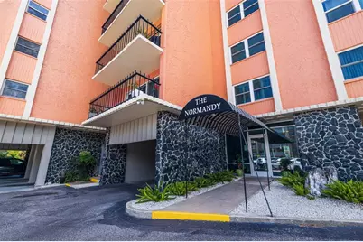 1120 N Shore Drive NE #503, Saint Petersburg, FL 33701 - Photo 3