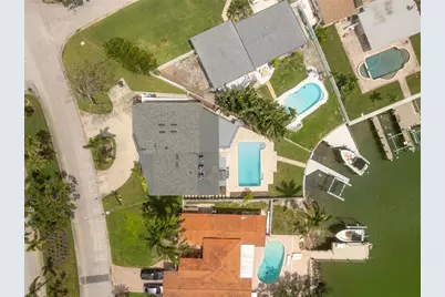 900 79th Street S, Saint Petersburg, FL 33707 - Photo 71