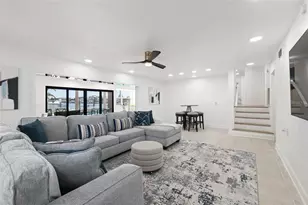 900 79th St S, Saint Petersburg, FL 33707 - Photo 51