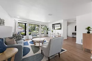 900 79th St S, Saint Petersburg, FL 33707 - Photo 47