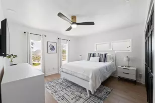900 79th St S, Saint Petersburg, FL 33707 - Photo 31